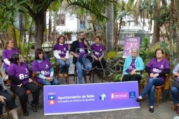 Presentación del programa de actos del Día Internacional de las Mujeres en Telde (Foto TA y FJS)